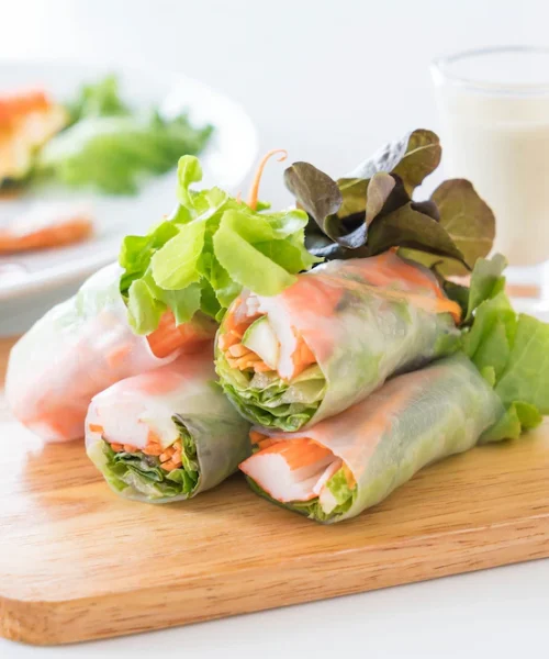 fresh-vegetable-noodle-spring-roll_1339-5667